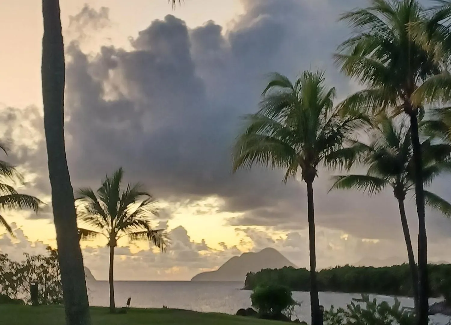 Ti Rhum Passion Vue Mer Dans Celebre Village De Vacances 圣吕斯